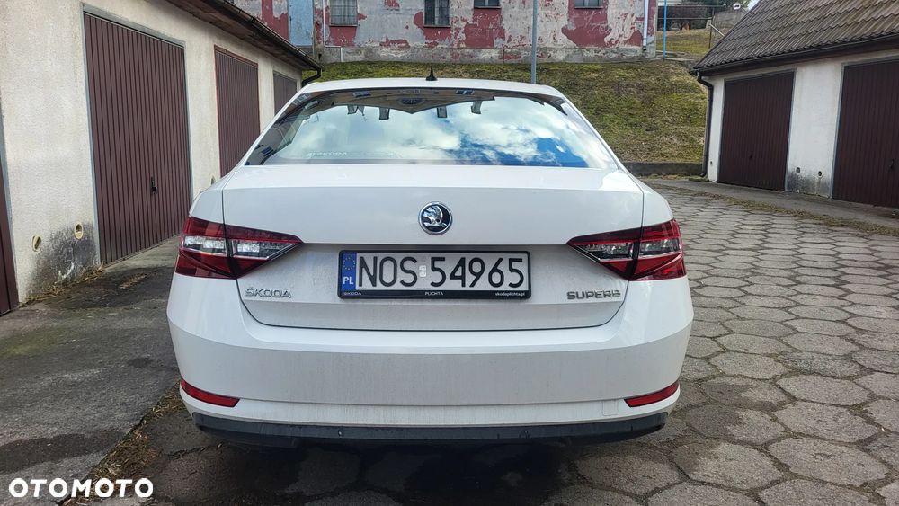 Skoda Superb 1.8 TSI Active DSG - 6