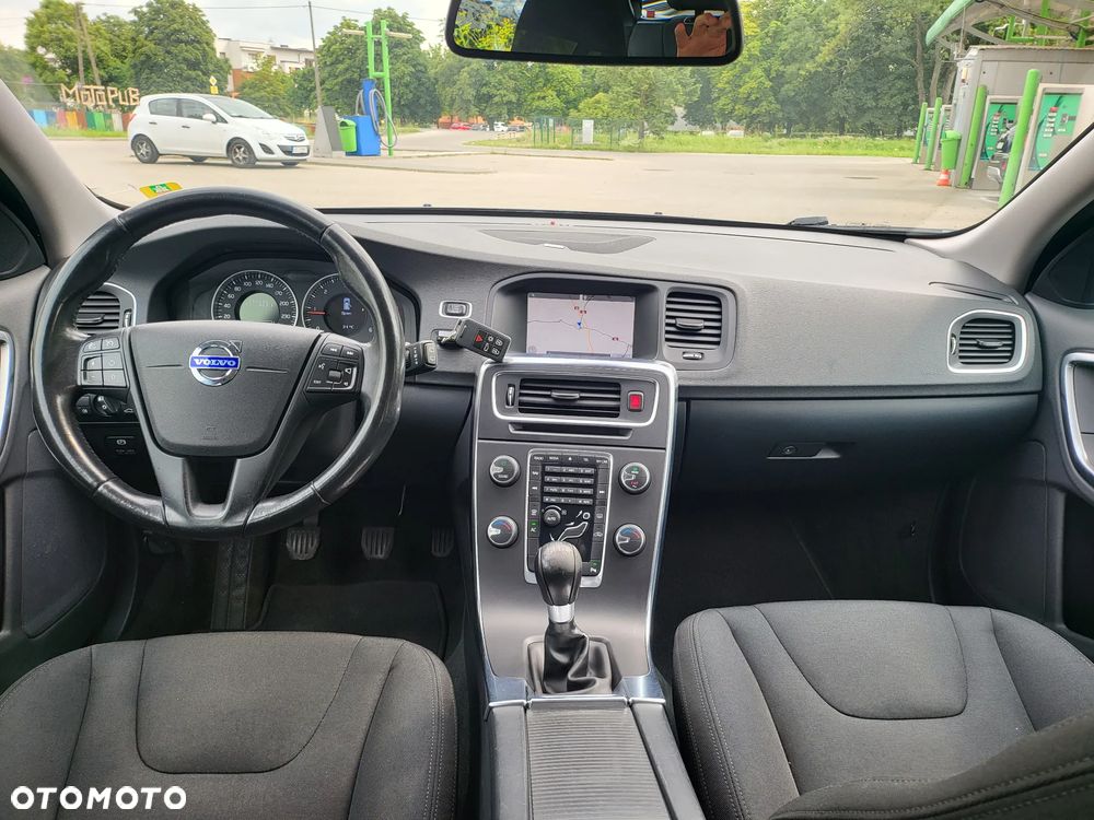 Volvo V60 - 24