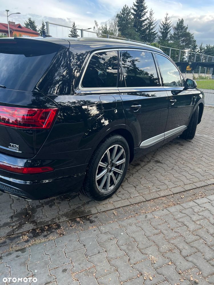 Audi Q7 - 4