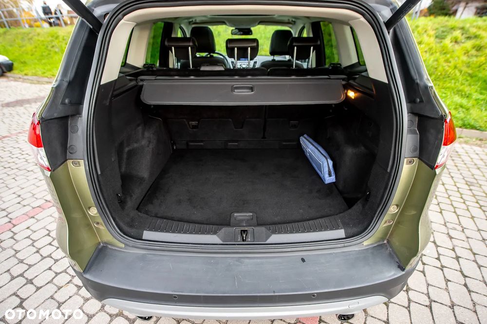 Ford Kuga 2.0 TDCi 4x4 Titanium - 17