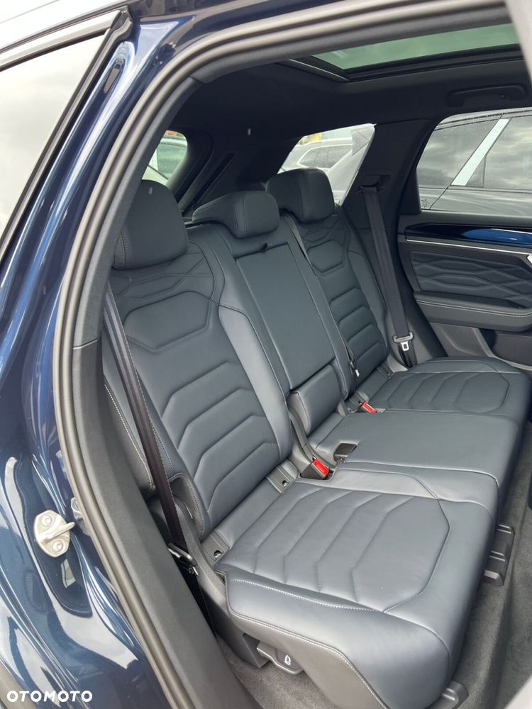 Volkswagen Touareg 3.0 V6 TDI 4Motion R-Line Final Edition - 6