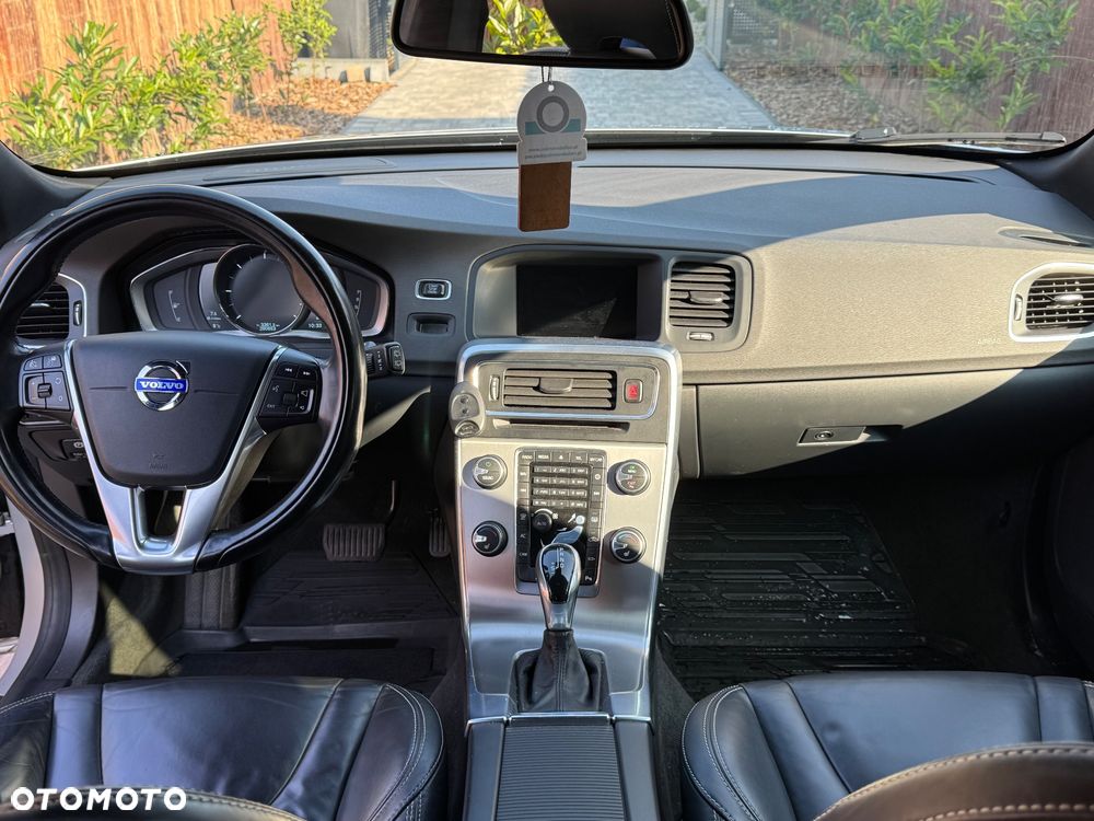 Volvo V60 D4 Geartronic Summum - 9