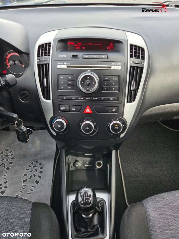 Kia Ceed - 15