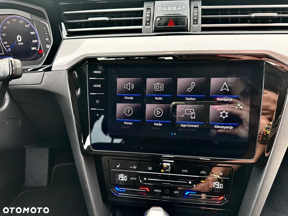 Volkswagen Passat 2.0 TSI Elegance DSG - 12