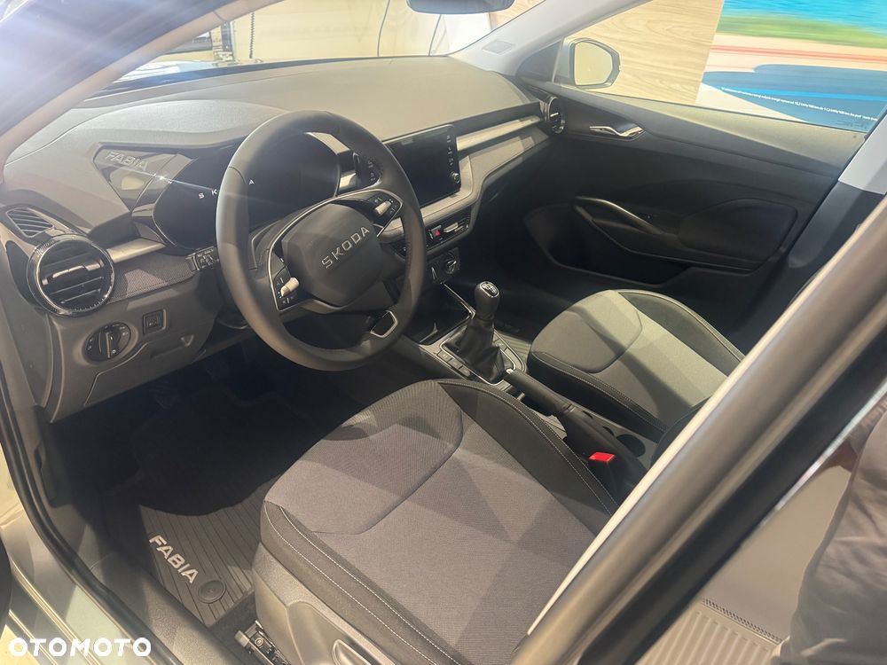 Skoda Fabia 1.0 TSI Drive - 6