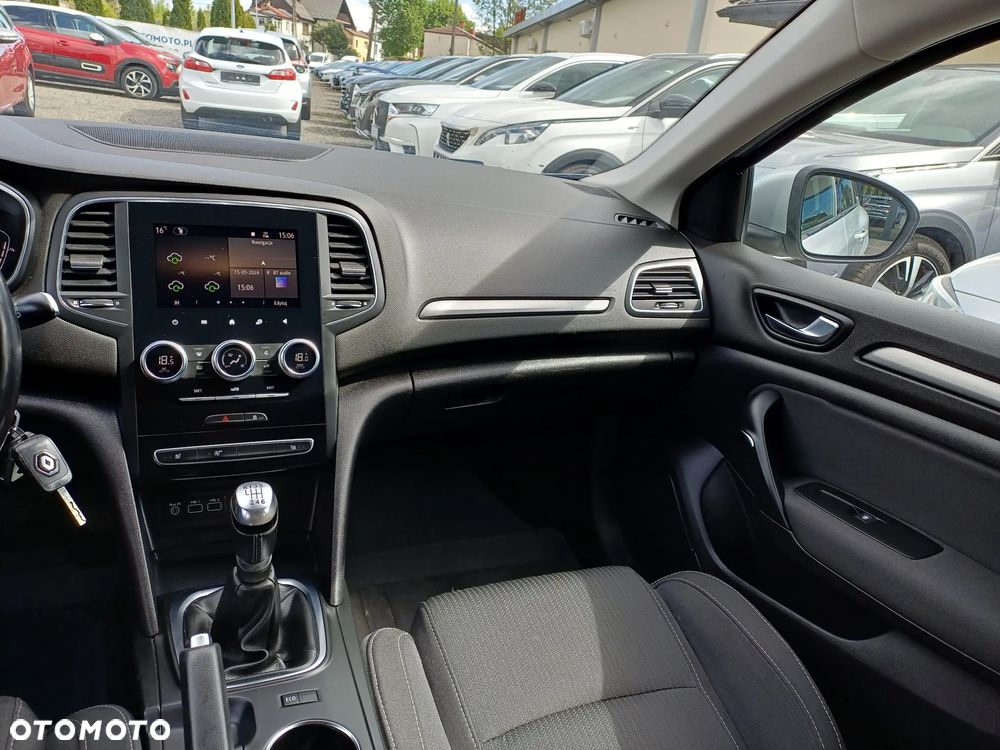 Renault Megane BLUE dCi 115 EQUILIBRE - 22