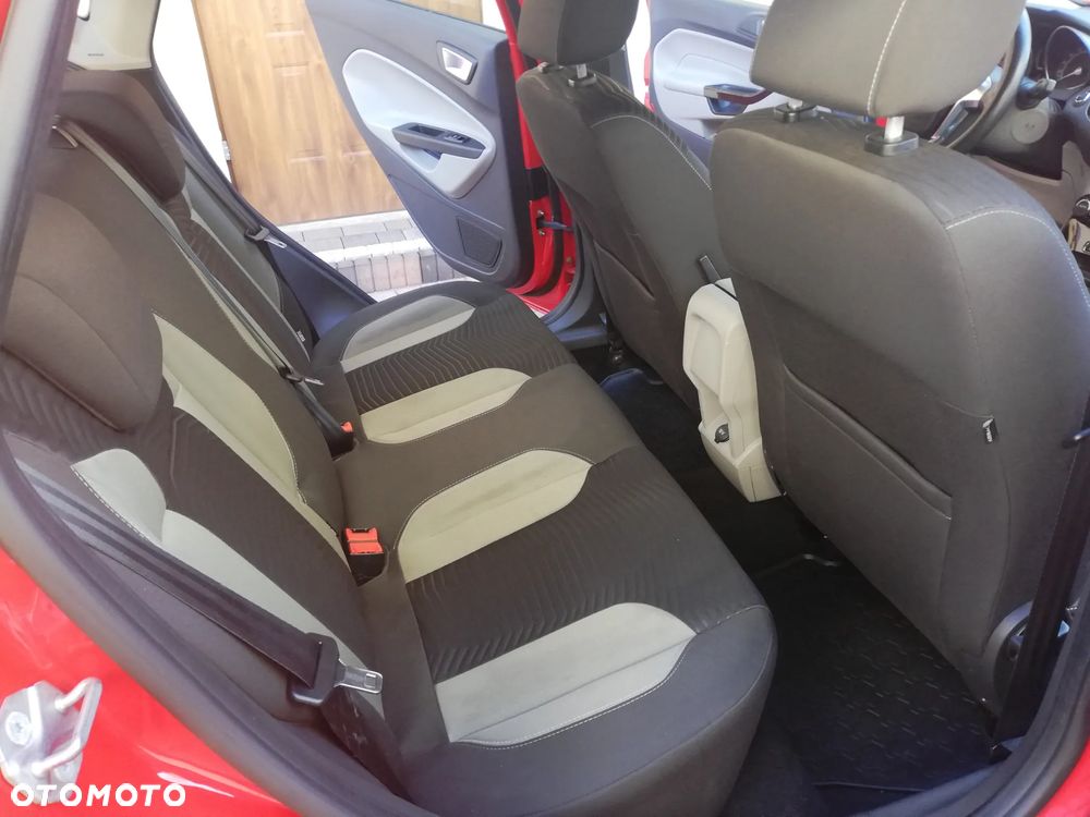 Ford Fiesta 1.0 EcoBoost STart-Stop Titanium - 11