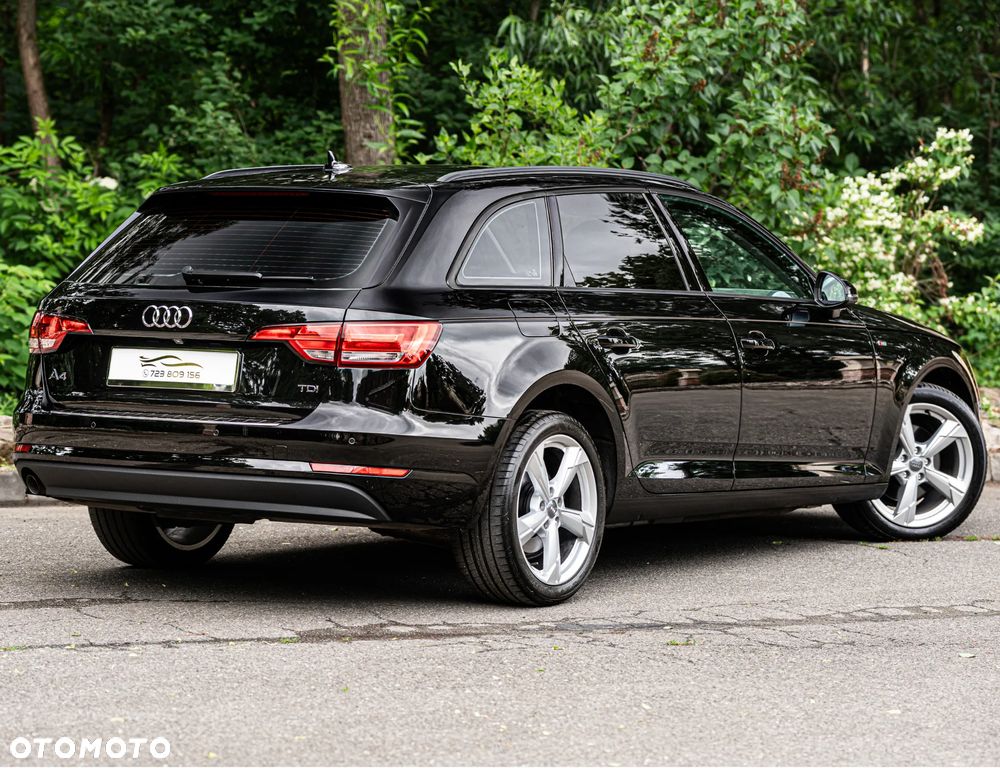 Audi A4 Avant 2.0 TDI Design - 14