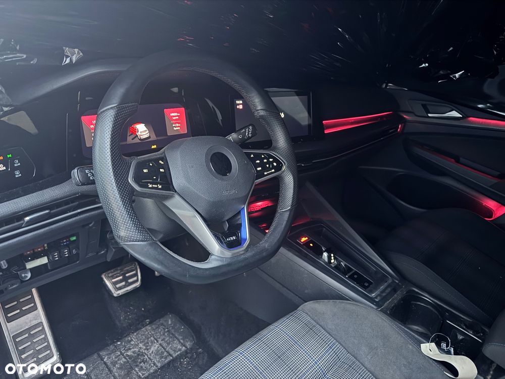 Volkswagen Golf 1.4 GTE Plug-In-Hybrid DSG - 23