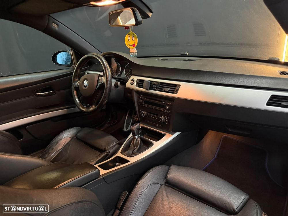 BMW 320 - 25