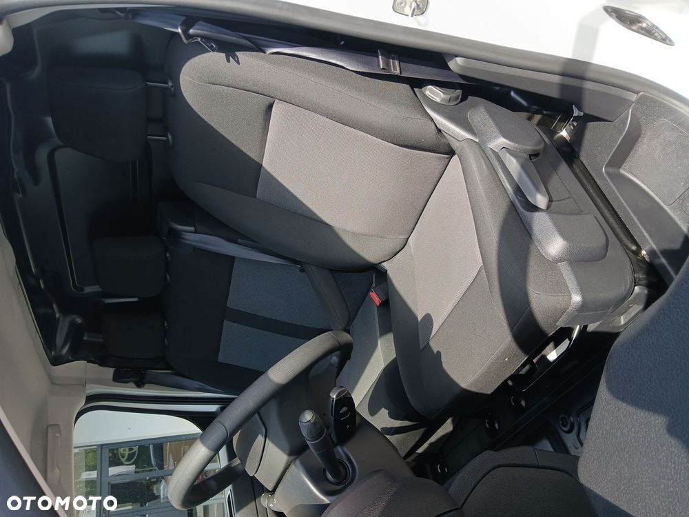 Toyota PROACE - 40