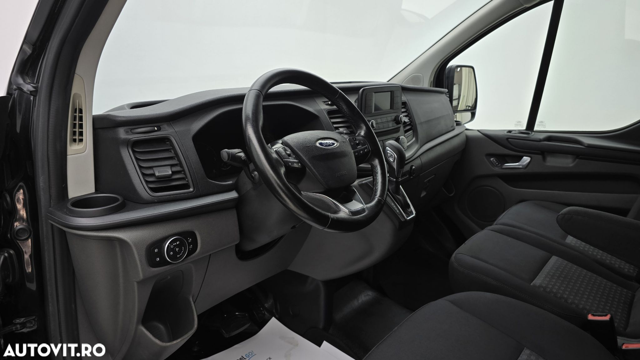 Ford Transit Custom - 13