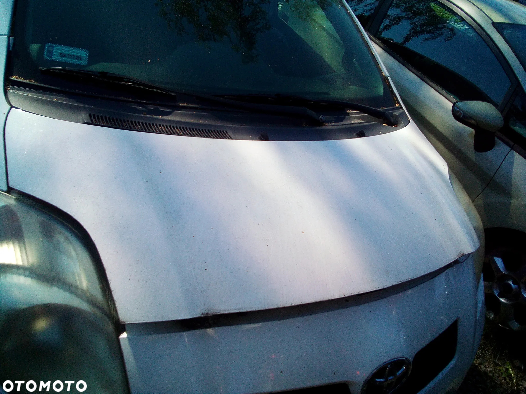 * MASKA TOYOTA YARIS II * - 2
