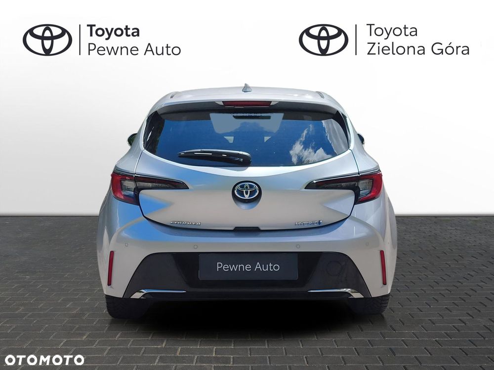 Toyota Corolla - 4