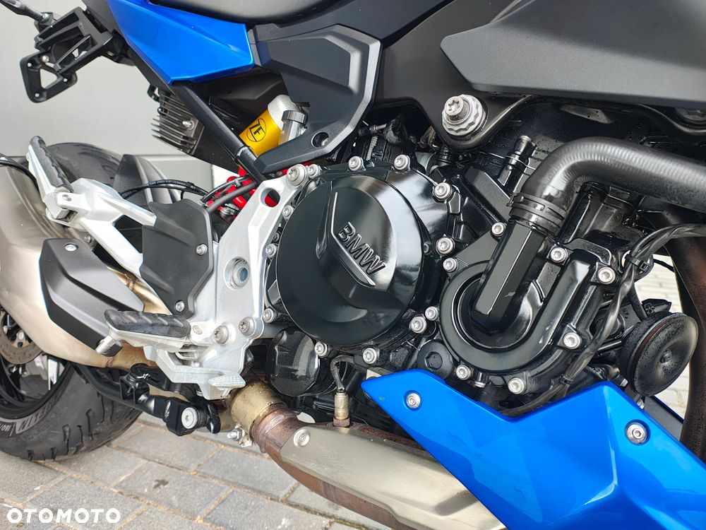 BMW XR - 20