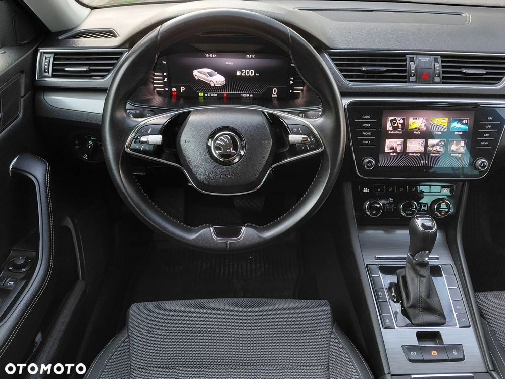 Skoda Superb 2.0 TDI SCR 4x4 Style DSG - 29