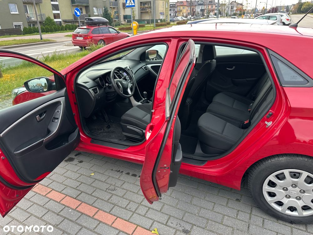 Hyundai i30 1.4 Classic + - 14