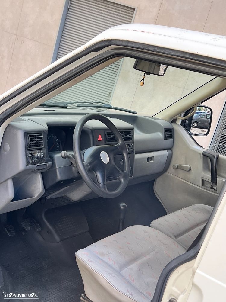 VW Transporter 1.9 TD Kombi - 13