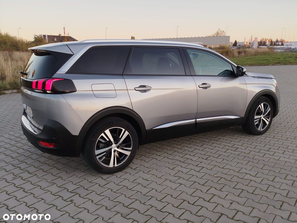Peugeot 5008 - 6