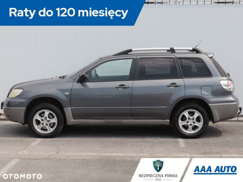 Mitsubishi Outlander - 4