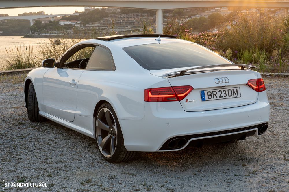 Audi RS5 4.2 FSi quattro S tronic - 6