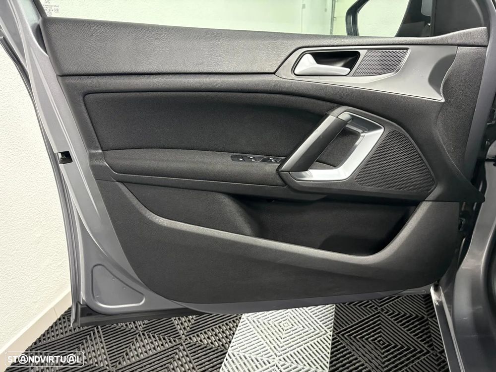 Peugeot 308 1.2 PureTech Access P.Business - 10