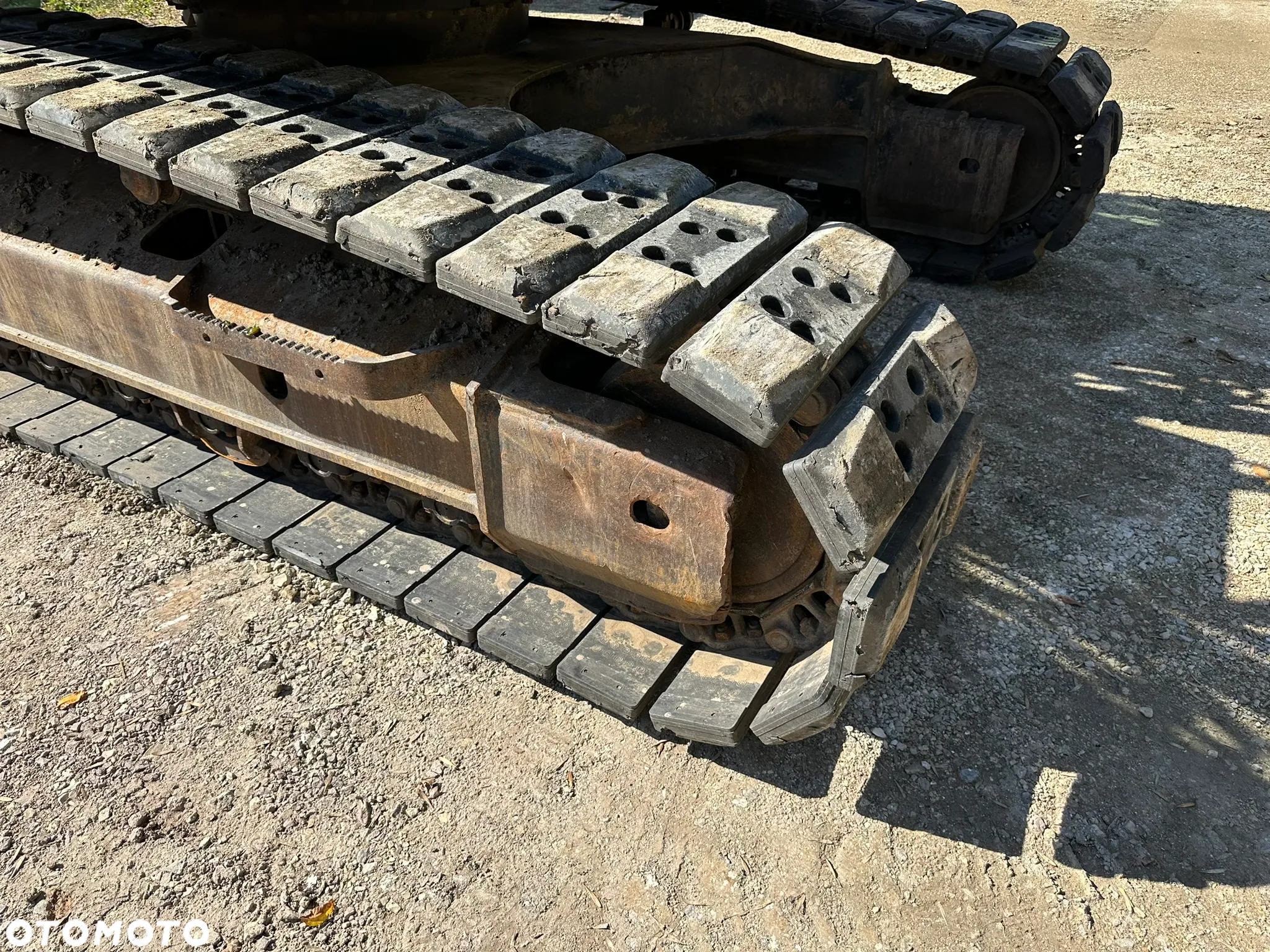 Komatsu PC 210 LC-11 - 10