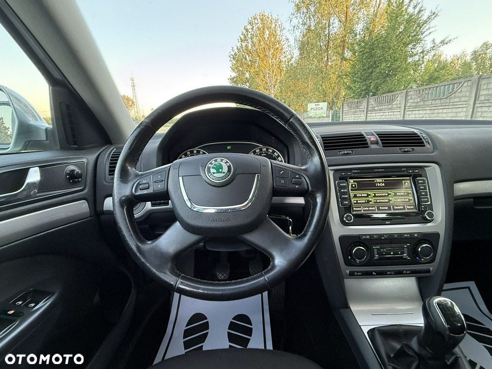 Skoda Octavia - 8