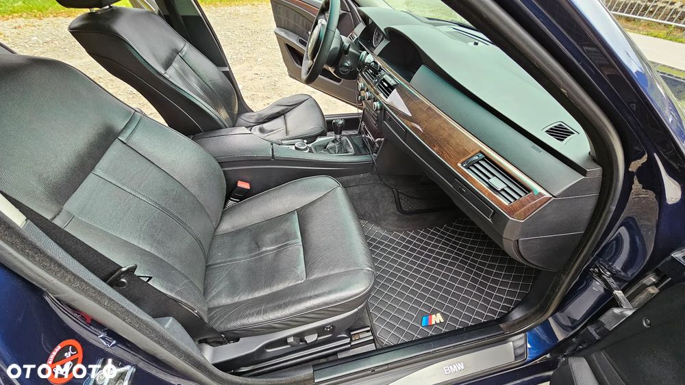 BMW Seria 5 530d - 26