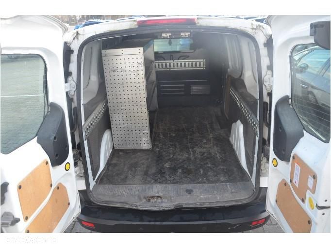 Ford Transit Connect - 23