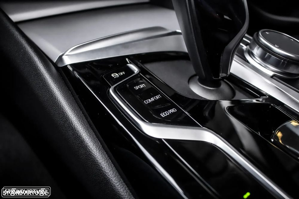 BMW 520 d Line Luxury Auto - 22