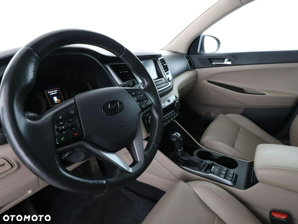 Hyundai Tucson 1.7 CRDI BlueDrive Style 2WD DCT - 15