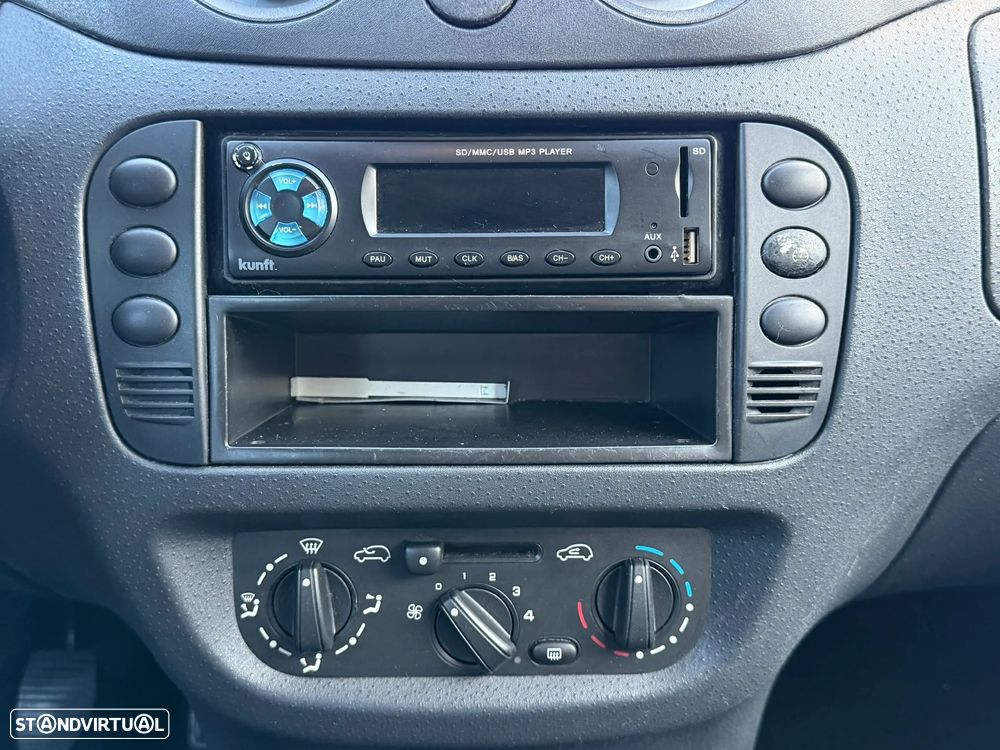 Citroën C2 1.1 SX - 11