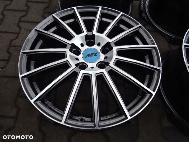 5x120x72,5 2x 8Jx19 ET30 i 2x 9Jx19 ET39 BMW - 2