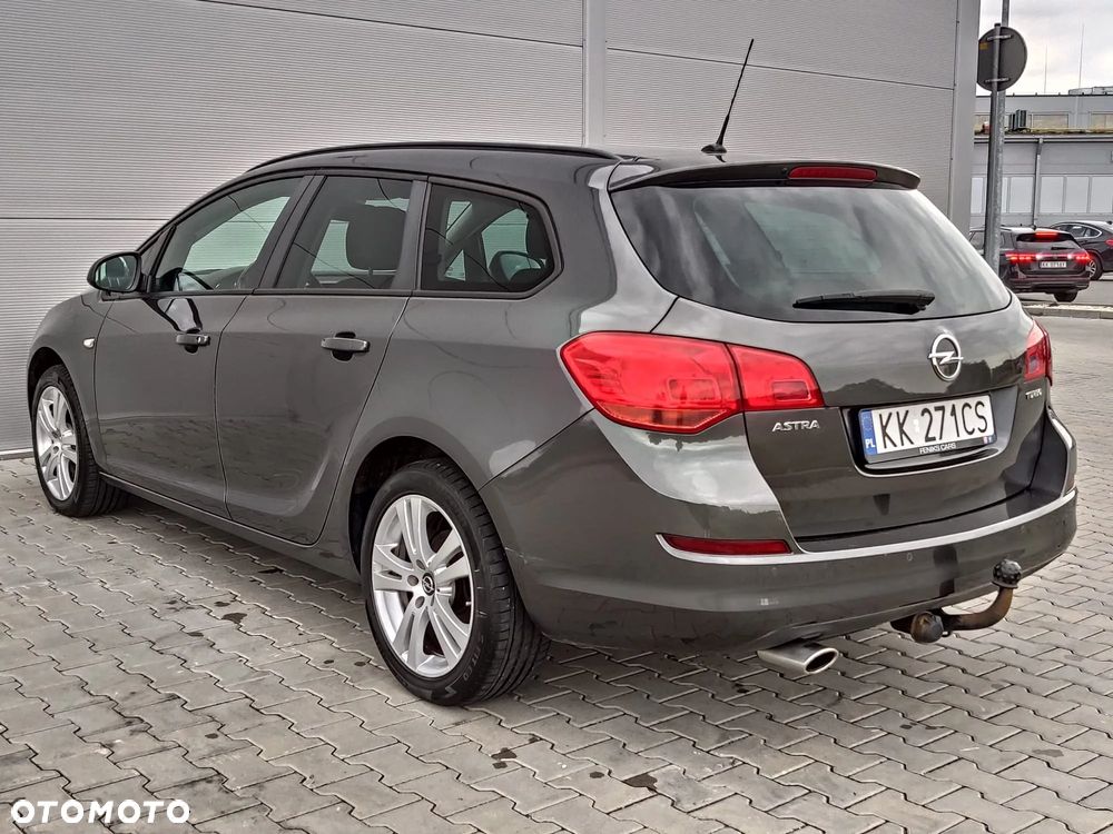 Opel Astra 1.4 Turbo Exklusiv - 5