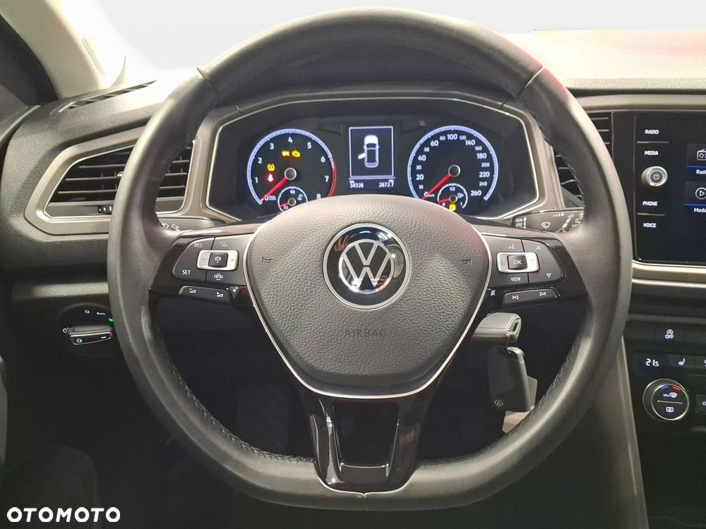 Volkswagen T-Roc - 21