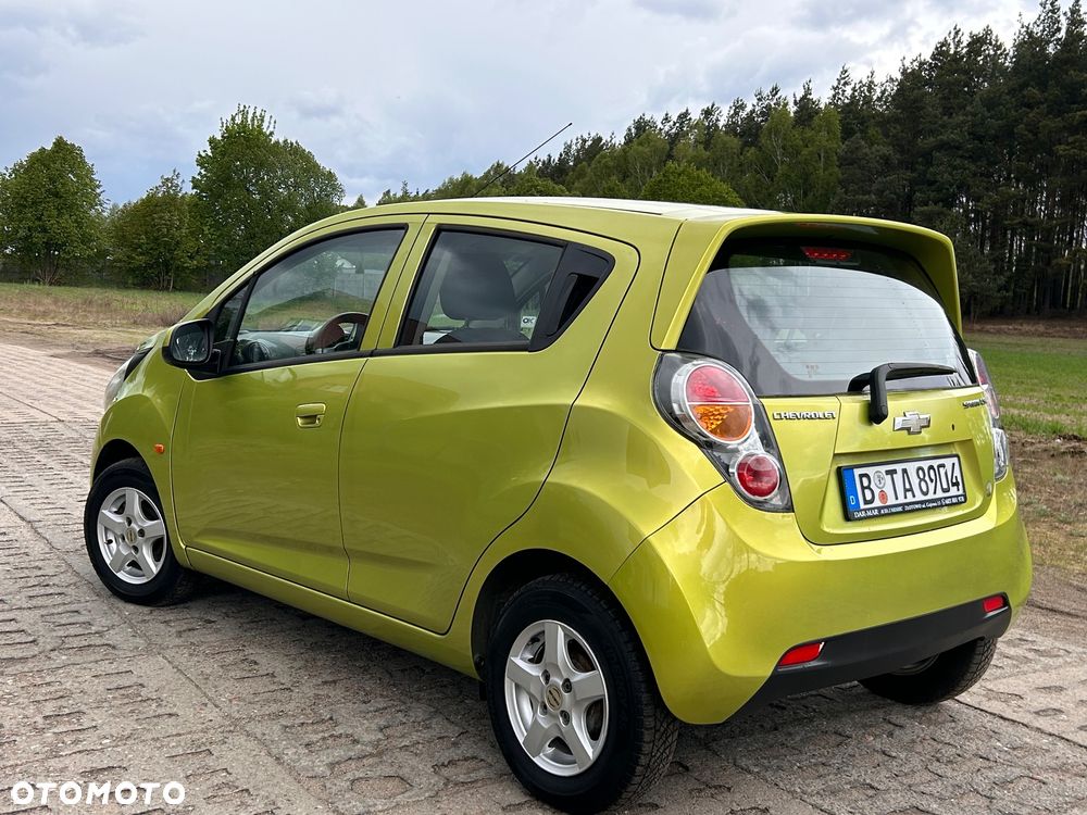 Chevrolet Spark 1.0 - 9