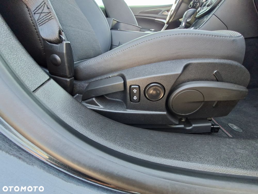 Opel Insignia 2.0 CDTI Automatik Cosmo - 22