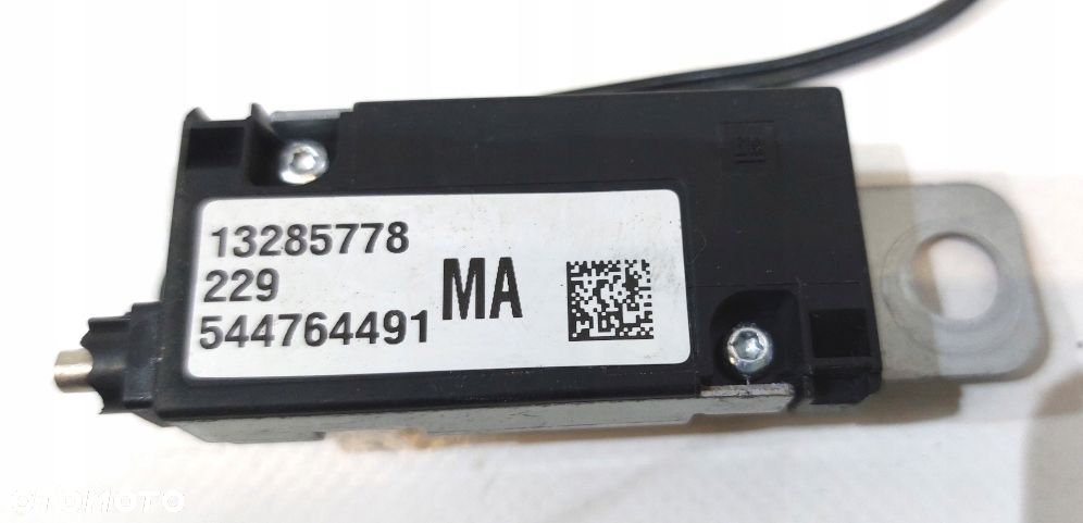 wzmacniacz moduł anteny komplet opel insignia a 13321333 / 13285778 - 5