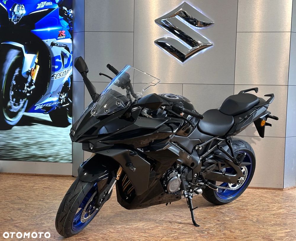 Suzuki GSX - 10