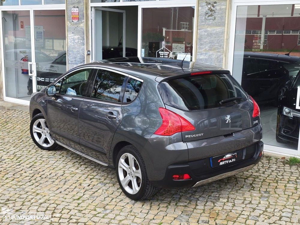 Peugeot 3008 1.6 e-HDi Executive CMP6 - 2