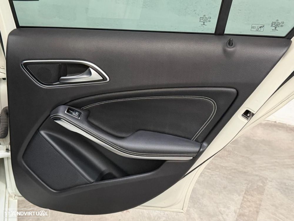 Mercedes-Benz A 180 d 7G-DCT Urban - 39