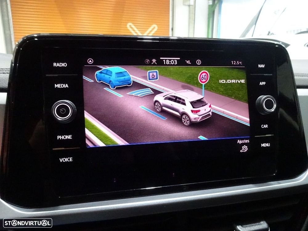 VW T-Roc 1.0 TSI Urban - 21