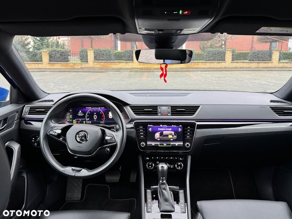 Skoda Superb 1.4 TSI Plug-In Hybrid L&K DSG - 9