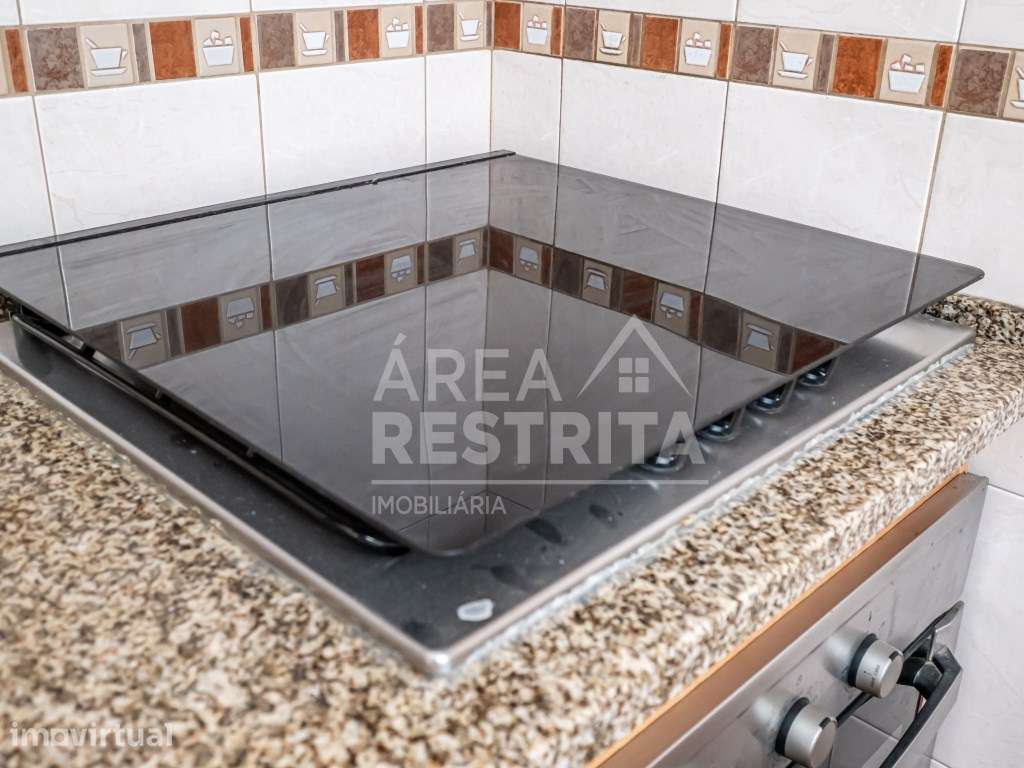Excelente Apartamento T2 nas Paivas - Ótimo Potencial e Localização... - Grande imagem: 4/59