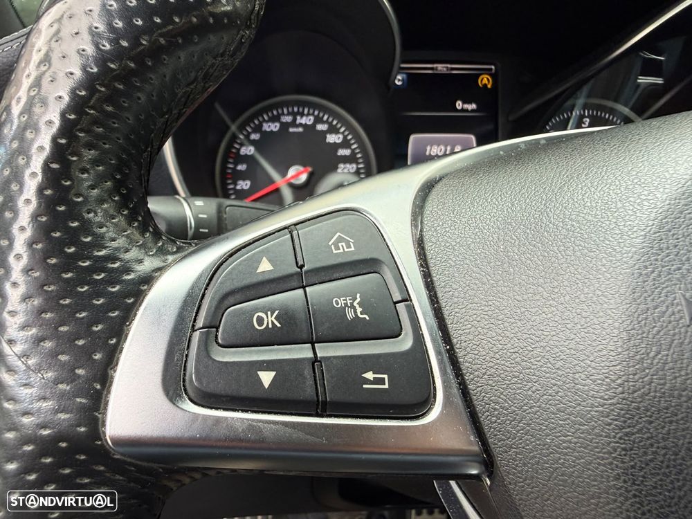 Mercedes-Benz C 180 BlueTEC AMG Line - 38