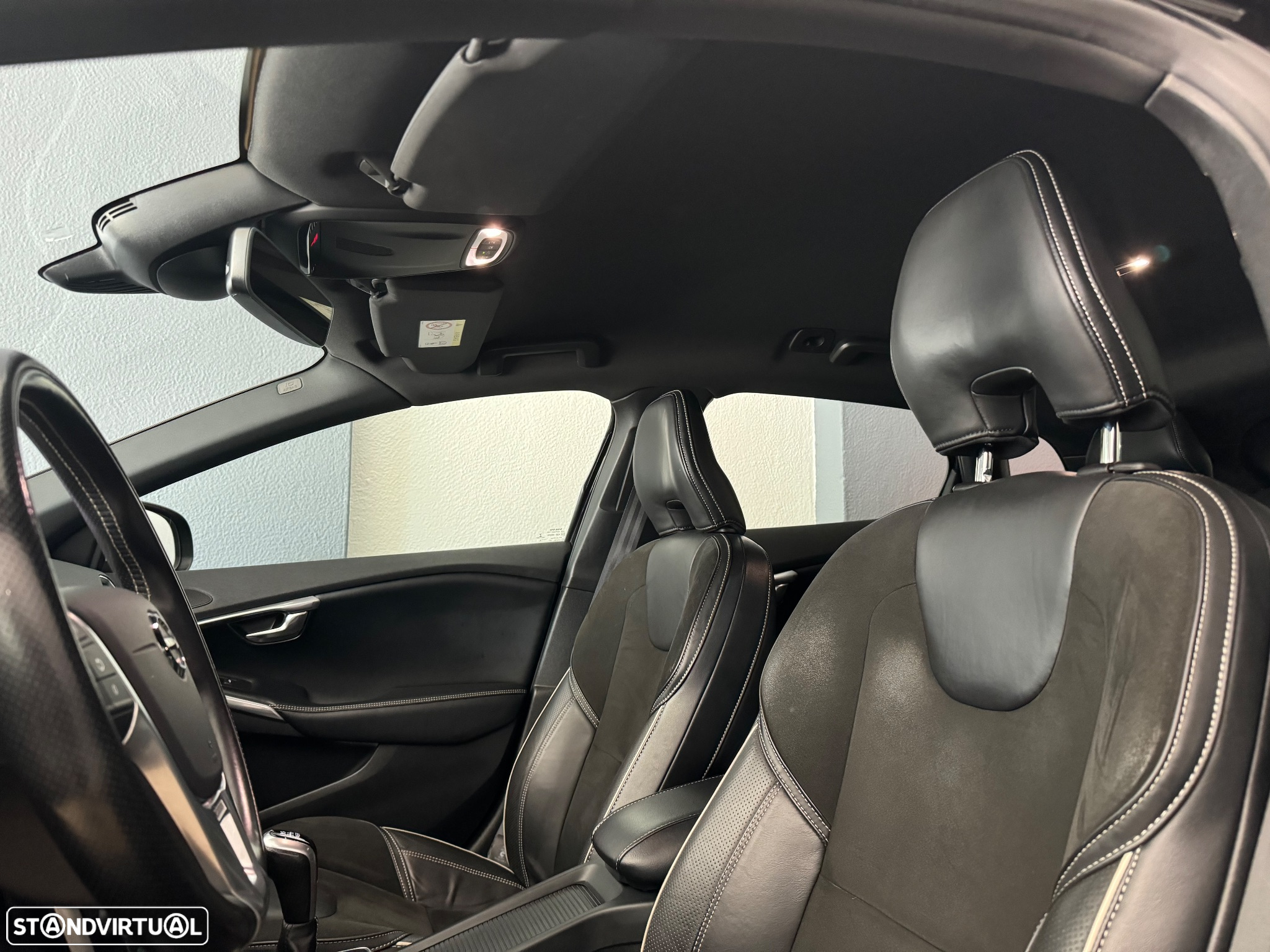 Volvo V40 2.0 D2 R-Design - 18