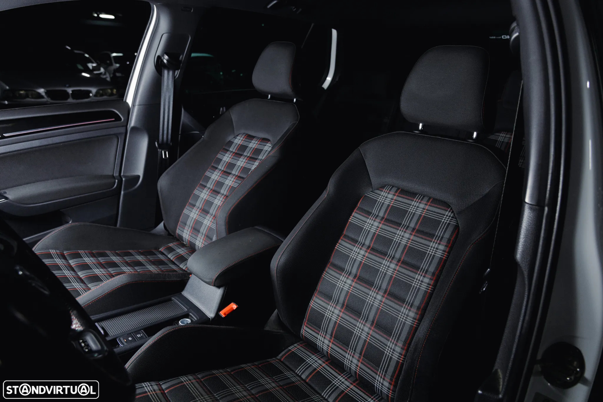 VW Golf 2.0 TSi GTi DSG Performance - 15