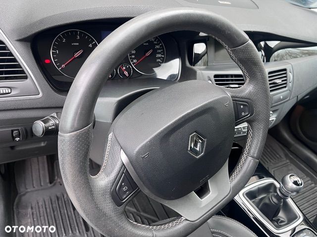Renault Laguna 2.0 dCi Bose Edition - 21