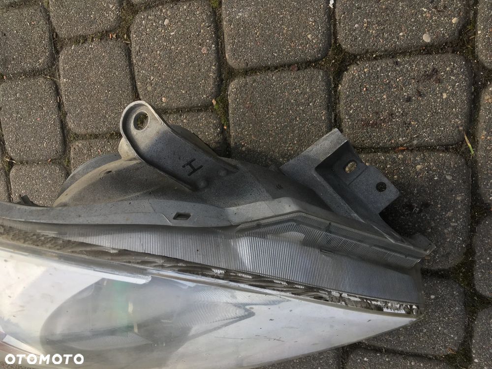 TOYOTA LAND CRUISER 120 03-09 LAMPA PRAWA PRZOD EUROPA - 2